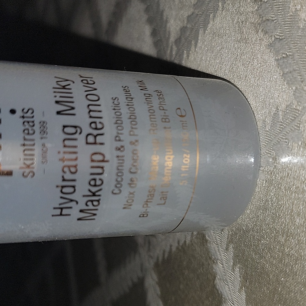 Pixi Hydrating Milky Makeup Remover - Picture 5 of 5